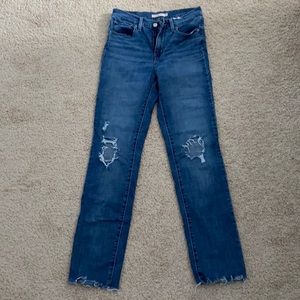 Levi’s 724 High Rise Straight Jean size 28